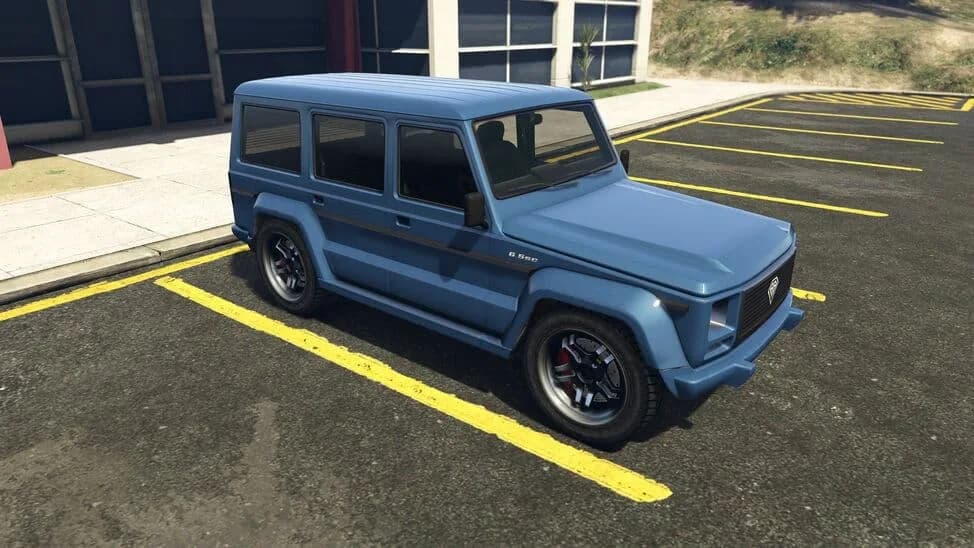 The Benefactor Dubsta, a blue boxy luxury off-roader, parked in a car park, in GTA Online.
